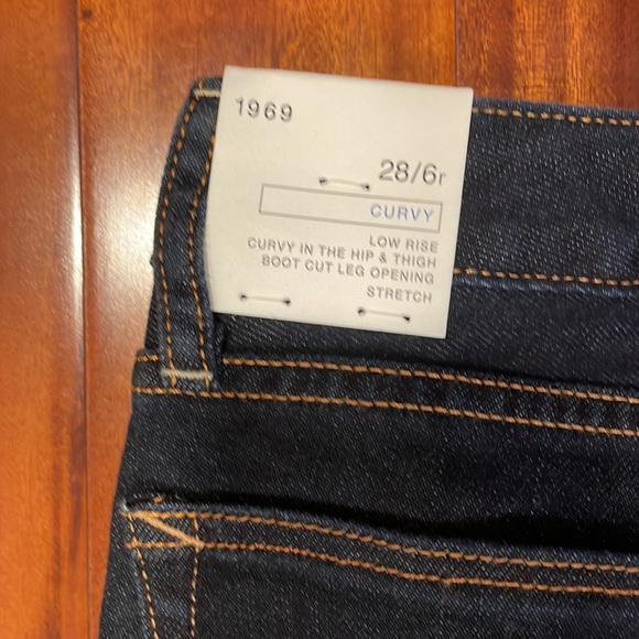 GAP size 28/6r jeans - Picture 3 of 3